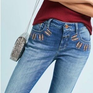 Anthropologie Closed Baker‎ Mid Rise Slim jean women size 26 embroidered details